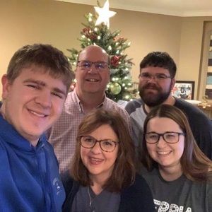 Meet your Posher, Suzanne